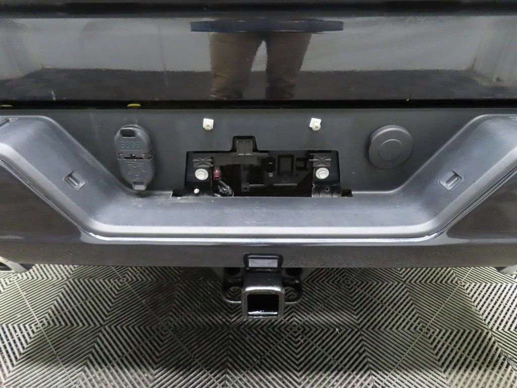 Used 2023 Chevrolet Silverado 1500 RST AWD/4WD image 33