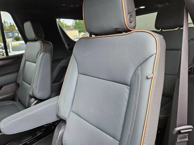 New 2026 GMC Yukon AT4 AWD/4WD image 19