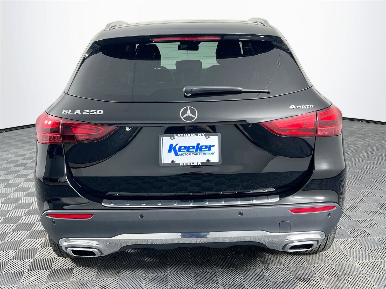 Certified 2026 Mercedes-Benz GLA 250 4MATIC image 5