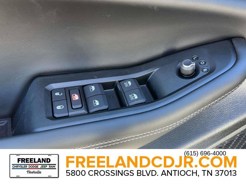 New 2025 Jeep Grand Cherokee 4WD image 22