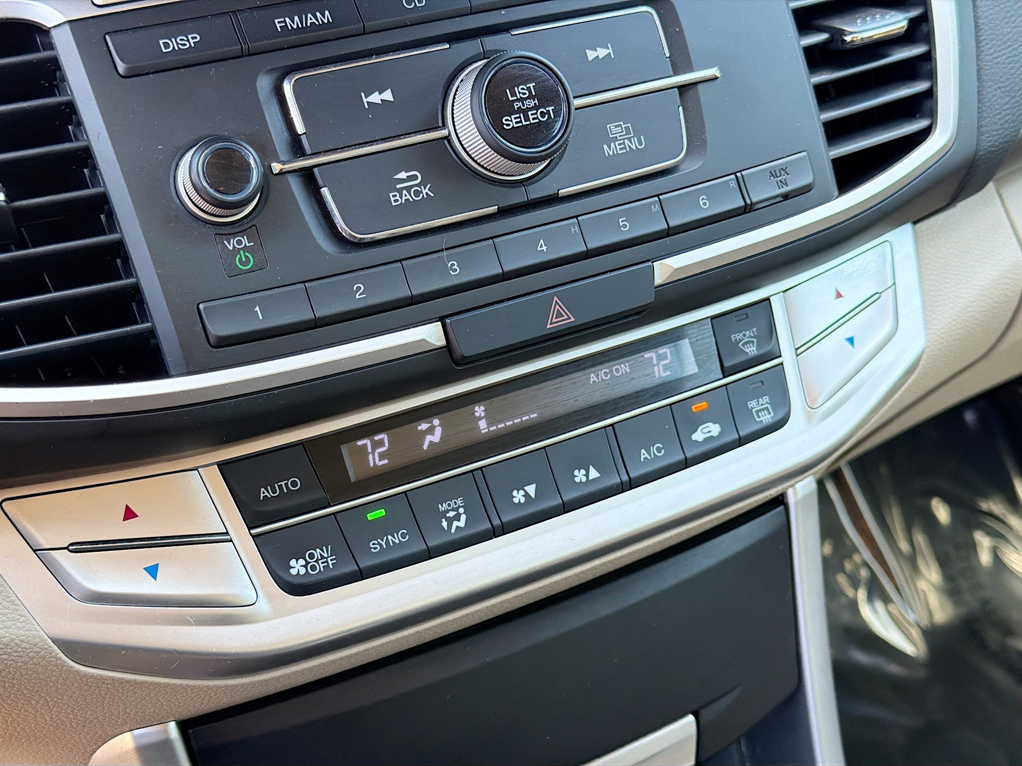 Used 2014 Honda Accord LX image 30