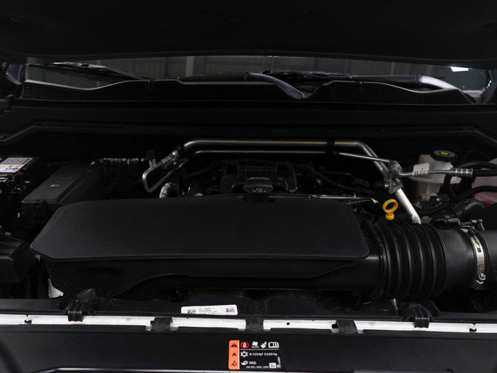 Used 2026 GMC Canyon AT4 w/ Technology Plus Package image 24