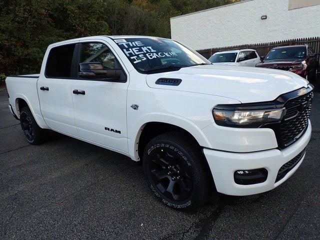 New 2026 RAM 1500 4x4 Crew Cab image 9