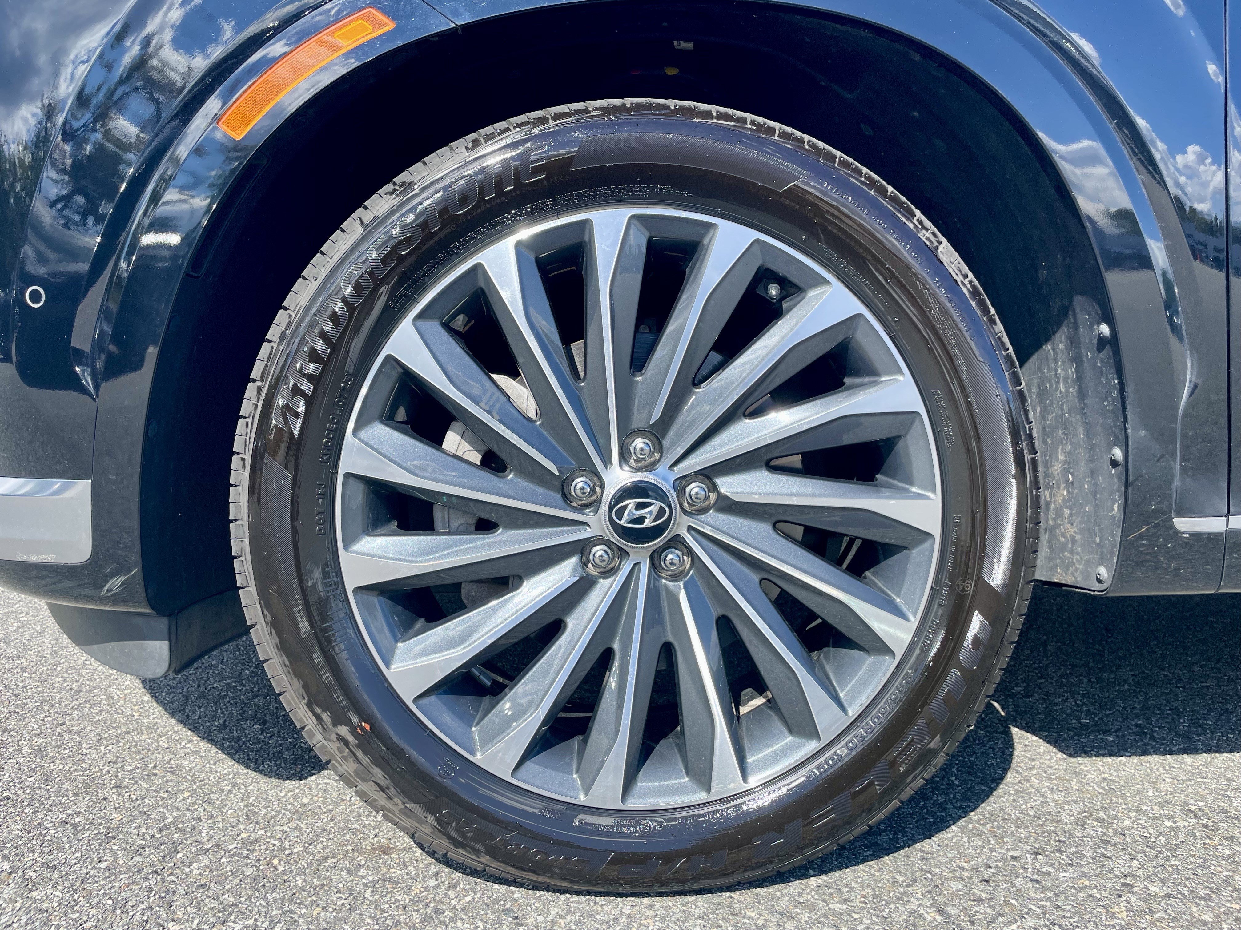 Used 2023 Hyundai Palisade Calligraphy AWD/4WD image 9