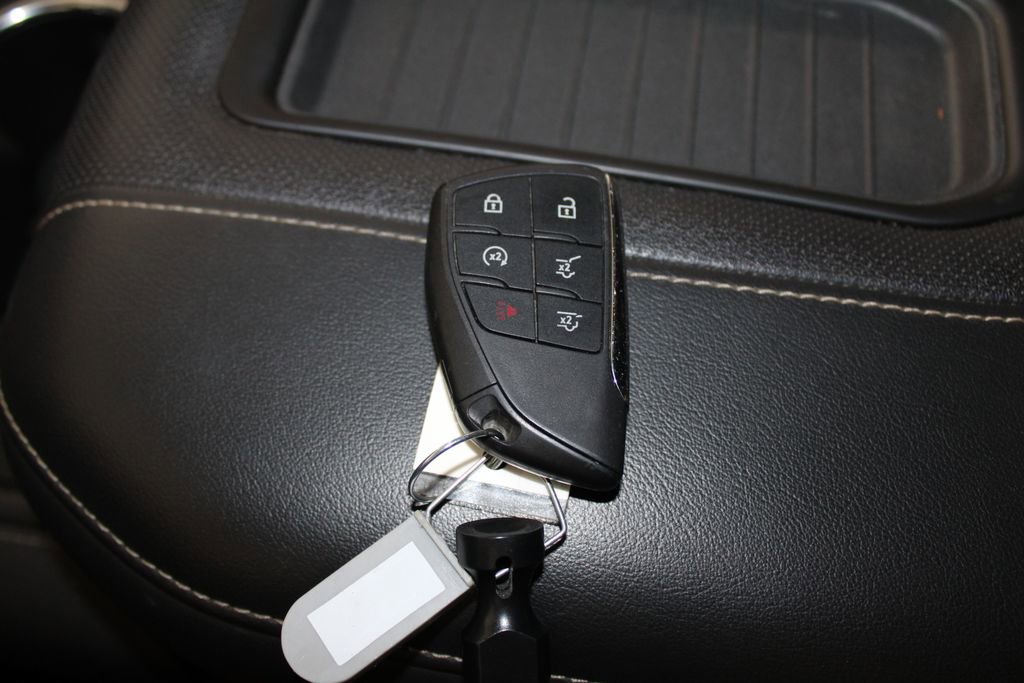 Used 2023 GMC Yukon XL SLT image 58