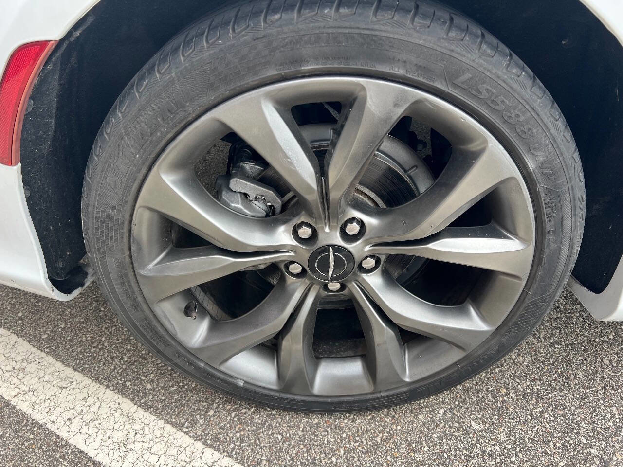 Used 2015 Chrysler 200 S w/ Comfort Group image 26