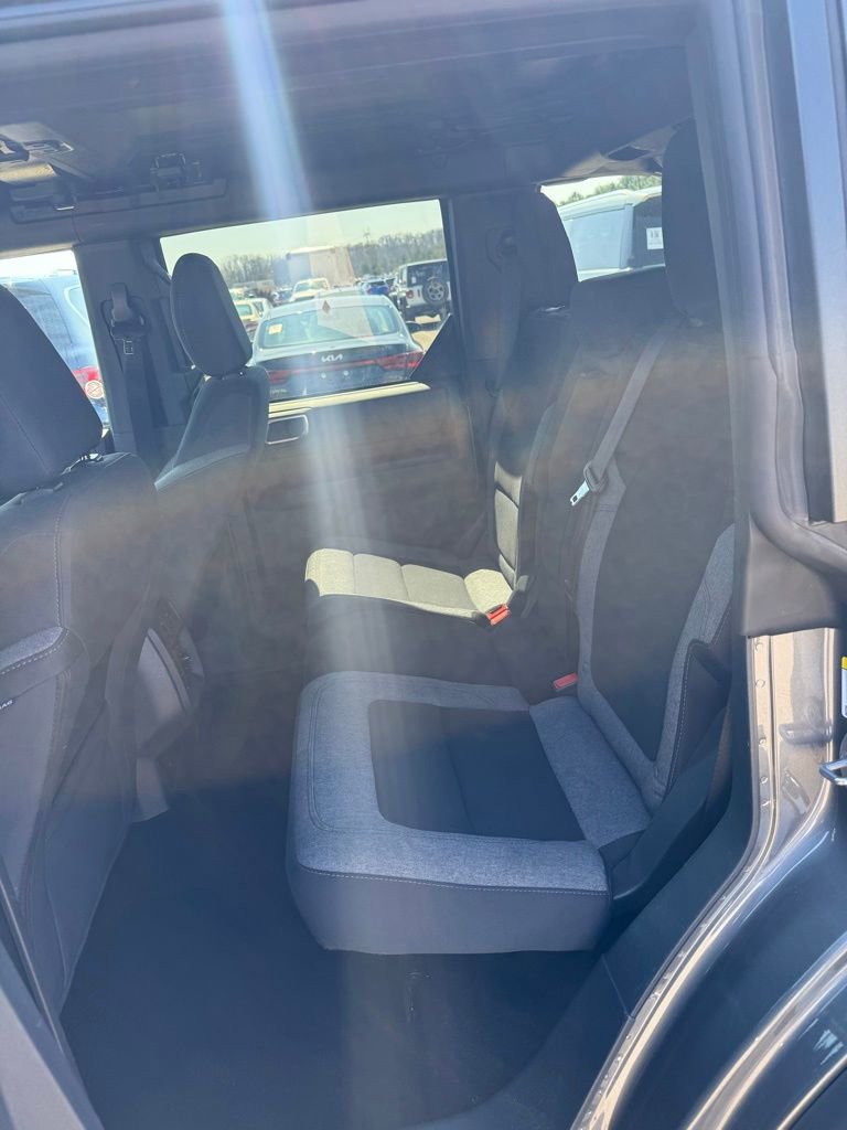 Used 2025 Ford Bronco Big Bend image 8