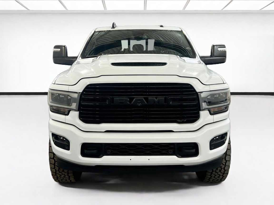 Used 2024 RAM 2500 Laramie w/ Night Edition AWD/4WD image 2