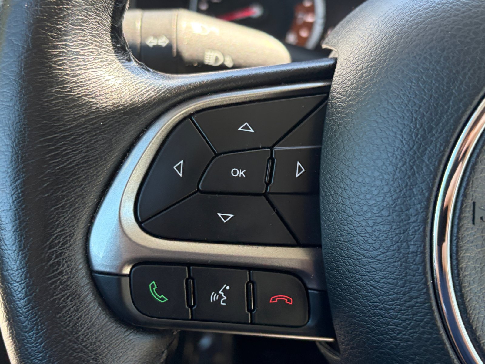 Used 2022 Jeep Renegade Latitude w/ Convenience Group AWD/4WD image 20