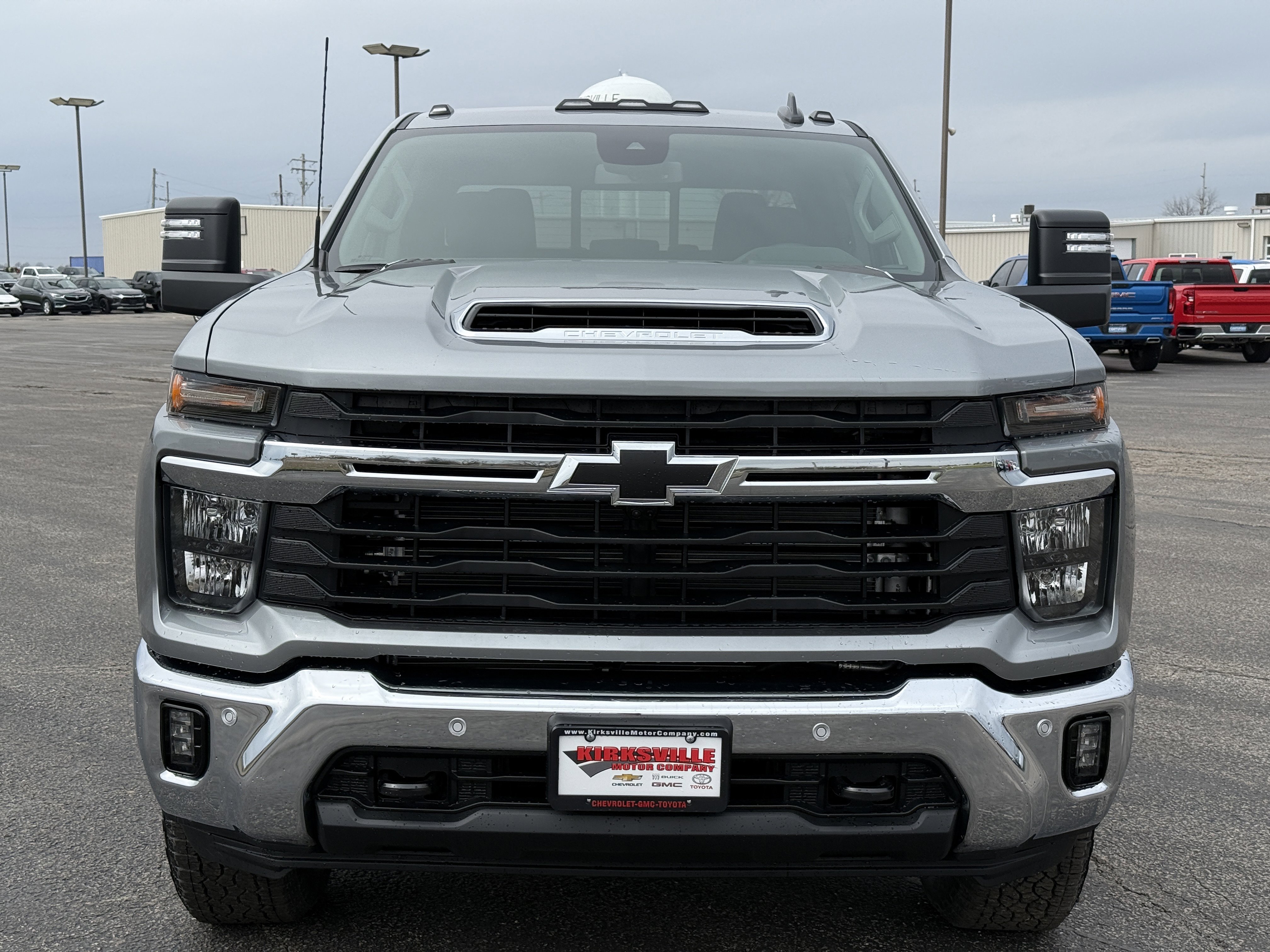 New 2026 Chevrolet Silverado 3500 LT image 9