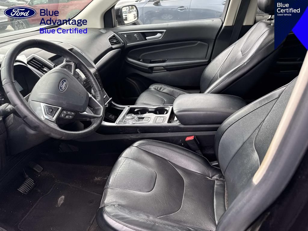Used 2019 Ford Edge Titanium w/ Equipment Group 301A AWD/4WD image 15