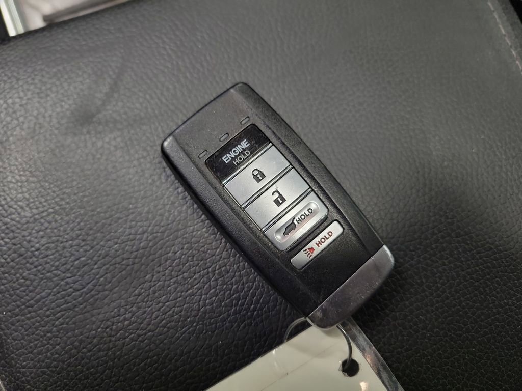 Used 2019 Acura MDX SH-AWD w/ Technology Package image 16