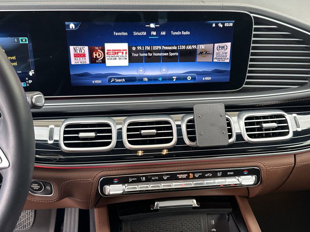 Used 2025 Mercedes-Benz GLE 350 4MATIC image 23