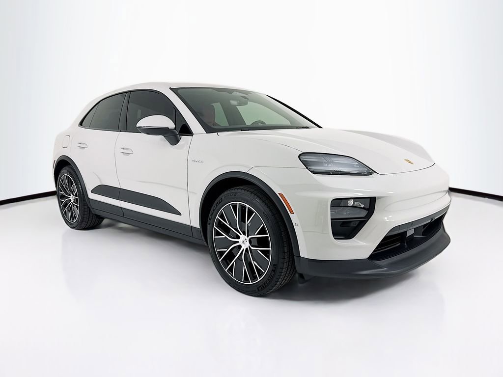 New 2026 Porsche Macan Electric image 7
