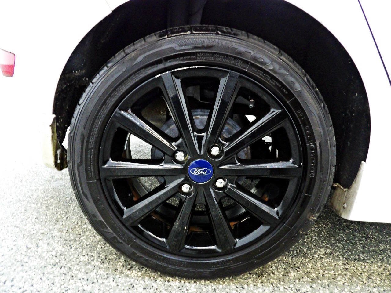 Used 2019 Ford Fiesta ST-Line FWD image 21