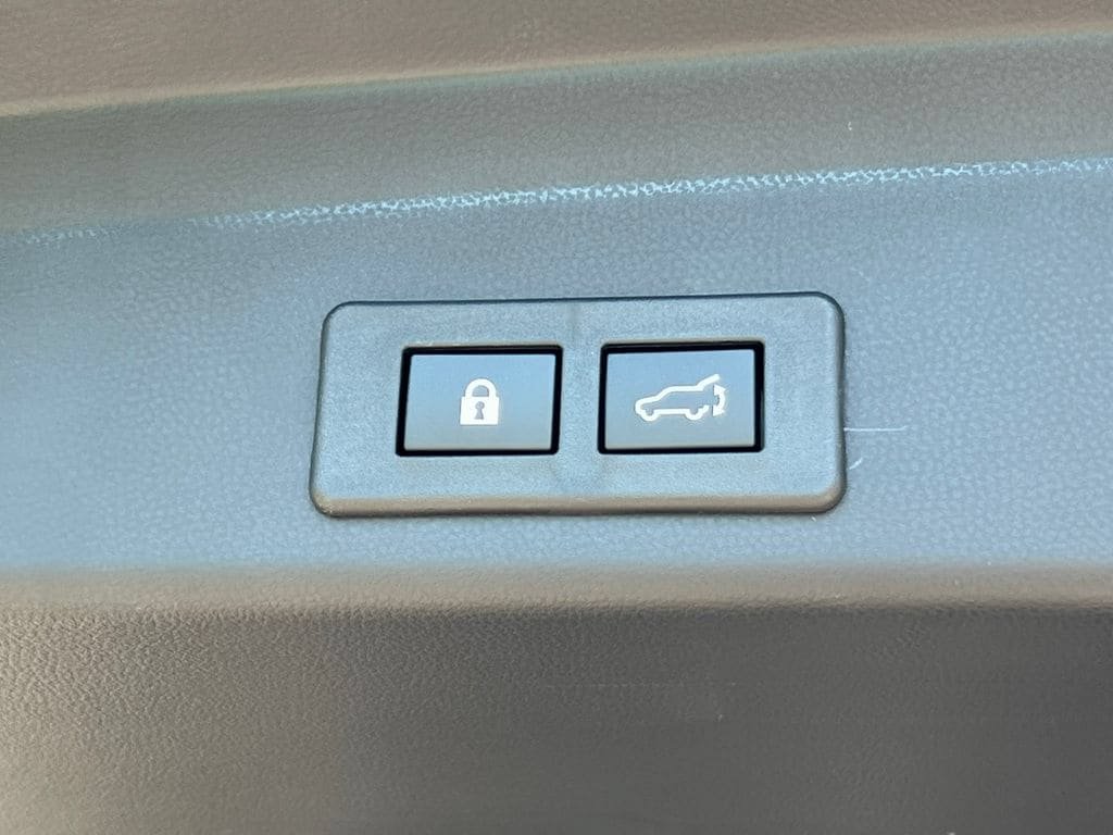 New 2026 Subaru Ascent Limited AWD/4WD image 44