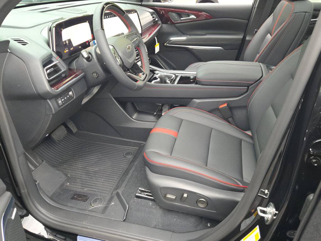 New 2027 Chevrolet Traverse RS w/ LPO, Floor Liner Package AWD/4WD image 28