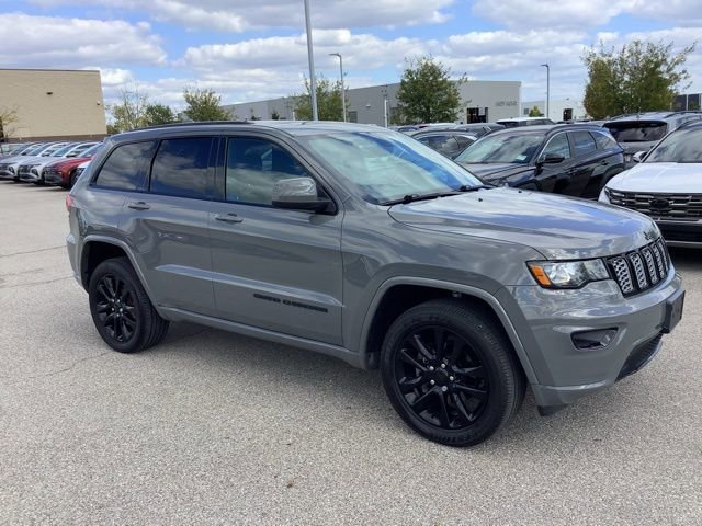 Used 2020 Jeep Grand Cherokee Altitude image 7
