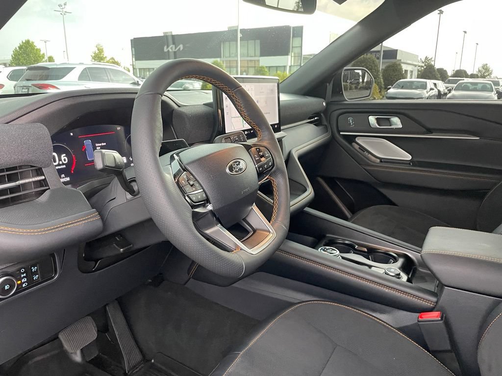 Used 2026 Ford Explorer Tremor w/ Tremor Ultimate Package AWD/4WD image 11