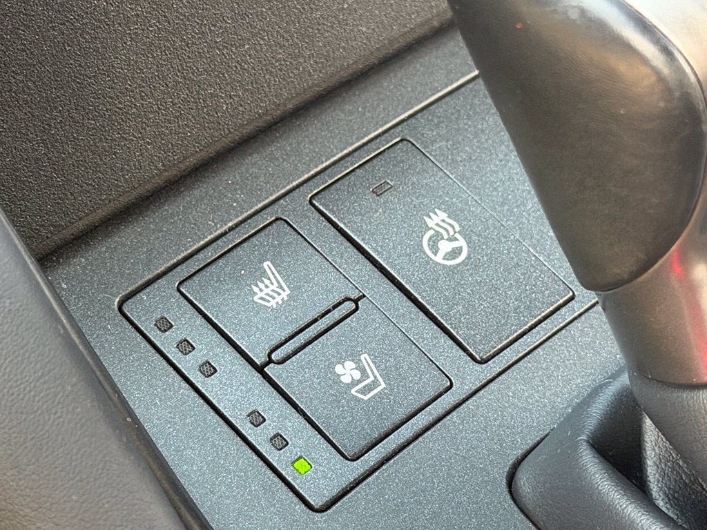 Used 2022 Lexus IS 300 AWD w/ Comfort Package image 27