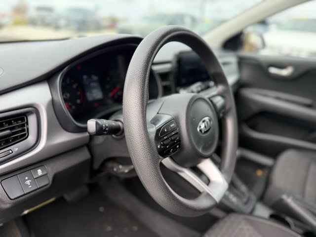 Used 2021 Kia Rio LX image 17