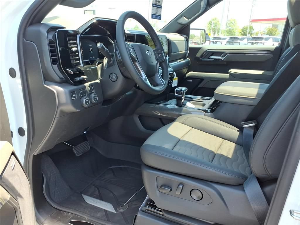 New 2026 Chevrolet Silverado 1500 ZR2 AWD/4WD image 9