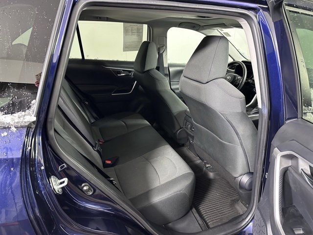 Used 2021 Toyota RAV4 XLE image 11