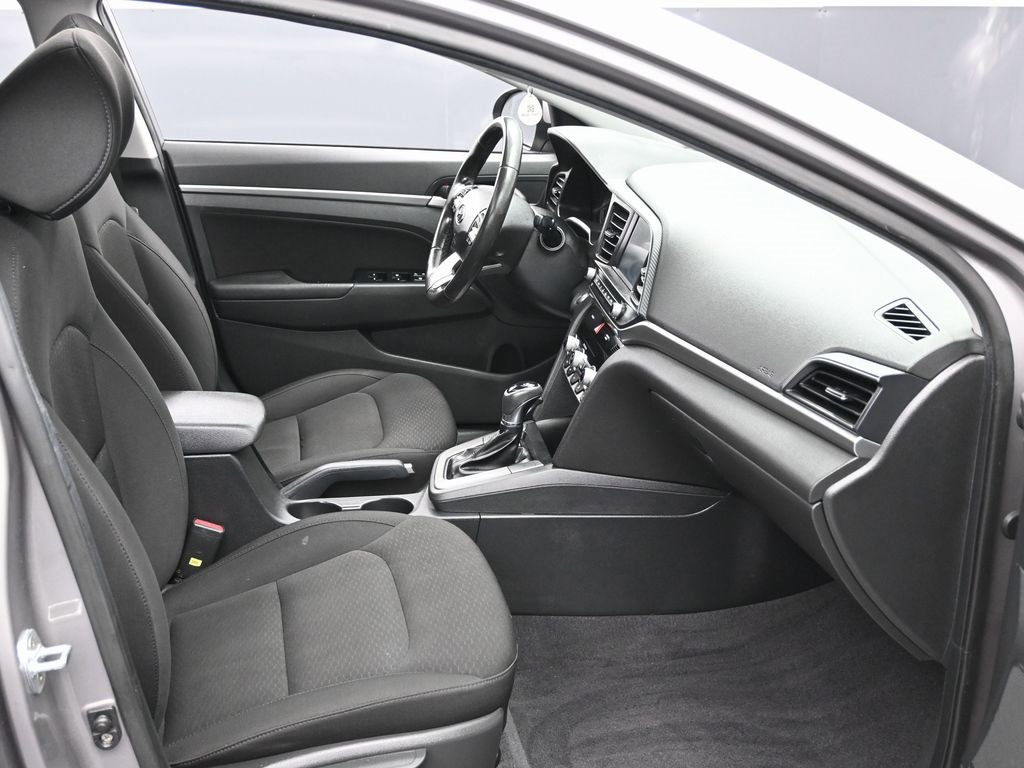 Used 2020 Hyundai Elantra Value Edition w/ Cargo Package (C1) image 34