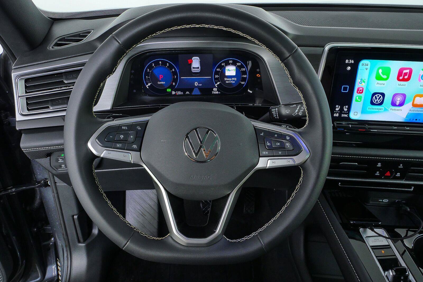 Certified 2025 Volkswagen Atlas Cross Sport SE w/ Panoramic Sunroof Package AWD/4WD image 37