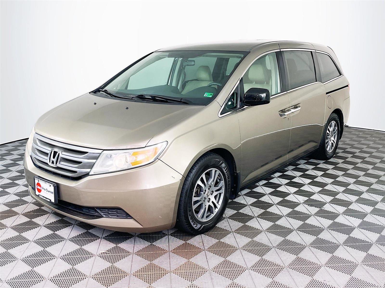 Used 2013 Honda Odyssey EX image 3