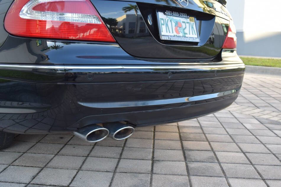 Used 2003 Mercedes-Benz CLK 55 AMG Coupe image 19
