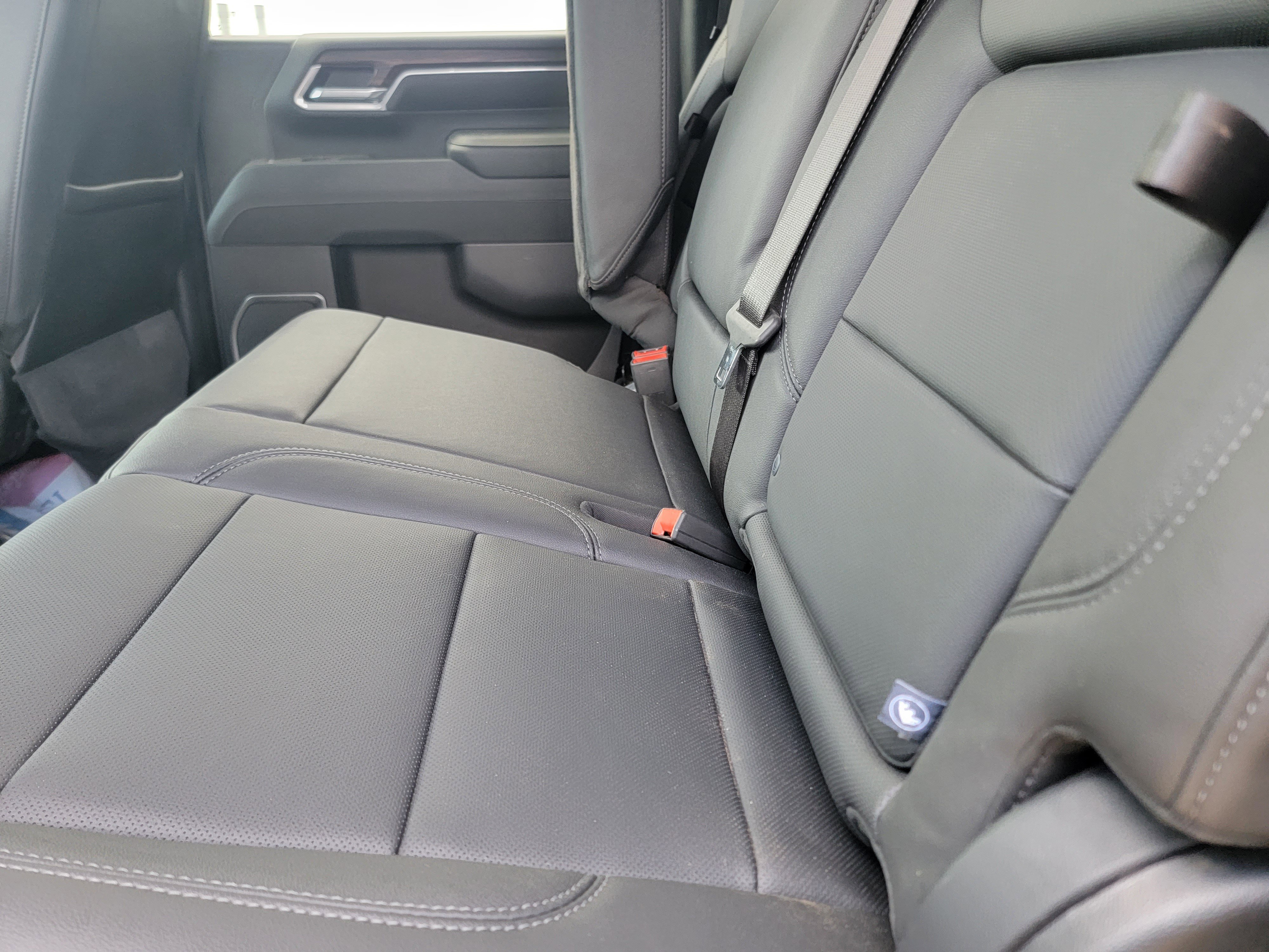 Used 2025 GMC Sierra 3500 SLT w/ SLT Premium Package image 12