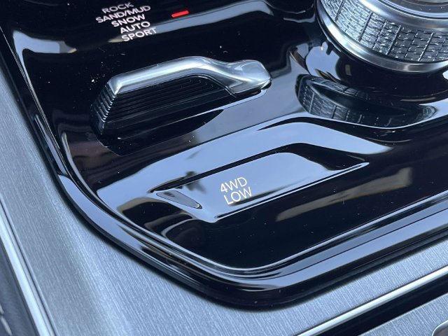 New 2027 Jeep Grand Wagoneer 4WD image 29
