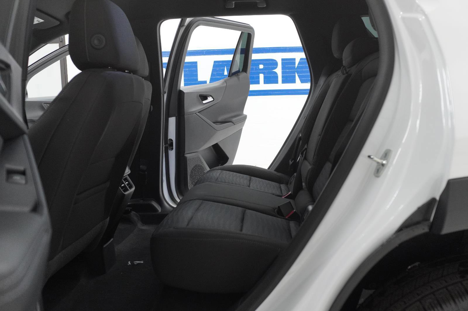 New 2026 Chevrolet Equinox LT w/ Midnight Edition image 30