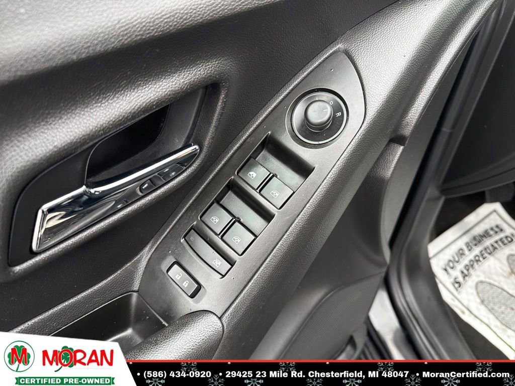 Used 2021 Chevrolet Trax LS w/ Tint and Cruise Package image 10