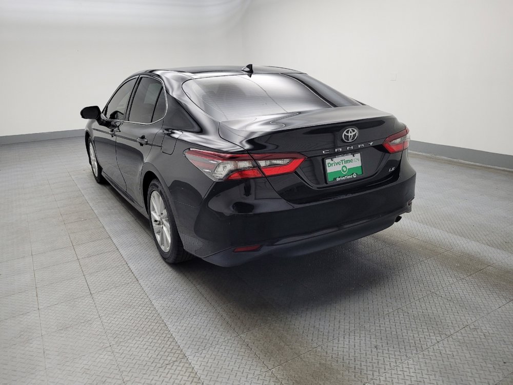 Used 2021 Toyota Camry LE image 5
