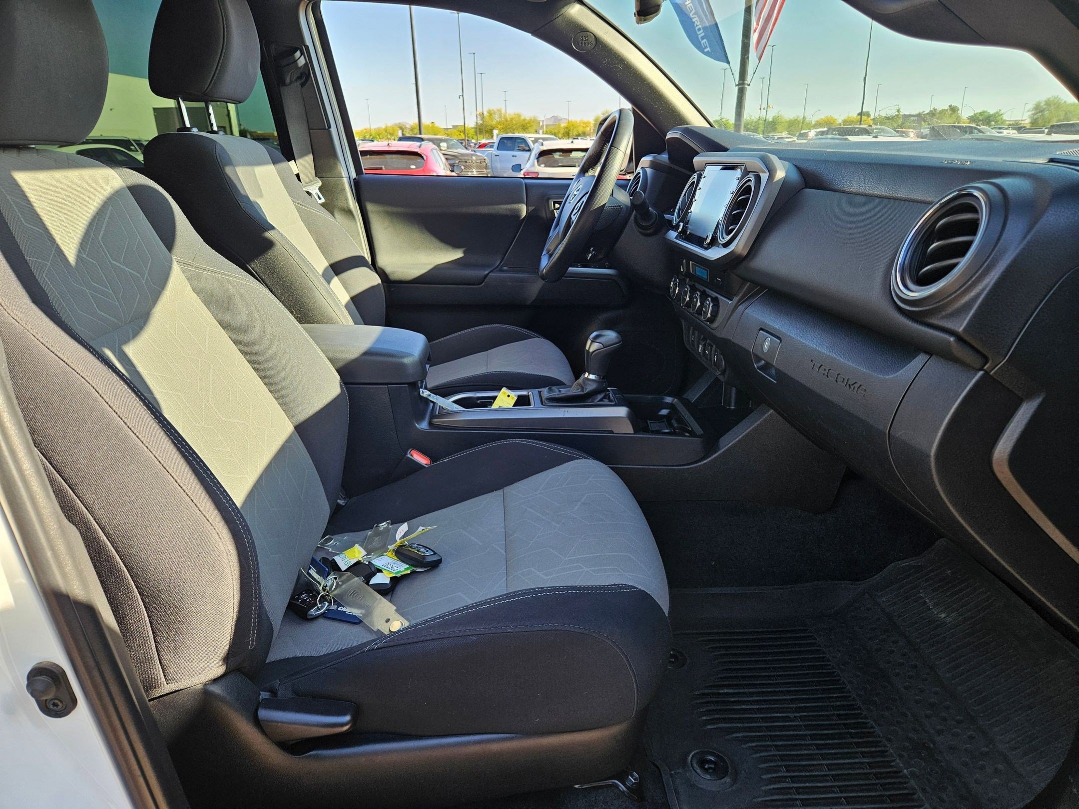 Used 2023 Toyota Tacoma TRD Off-Road AWD/4WD image 19