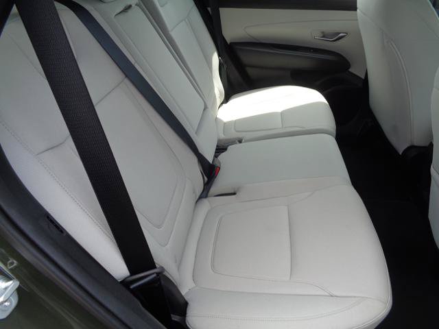 Used 2025 Hyundai Tucson SE FWD image 12