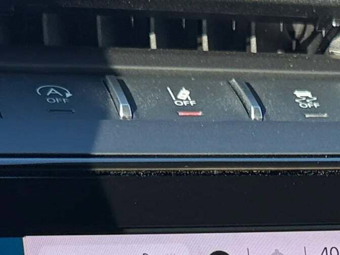 New 2026 Jeep Grand Cherokee Altitude image 39