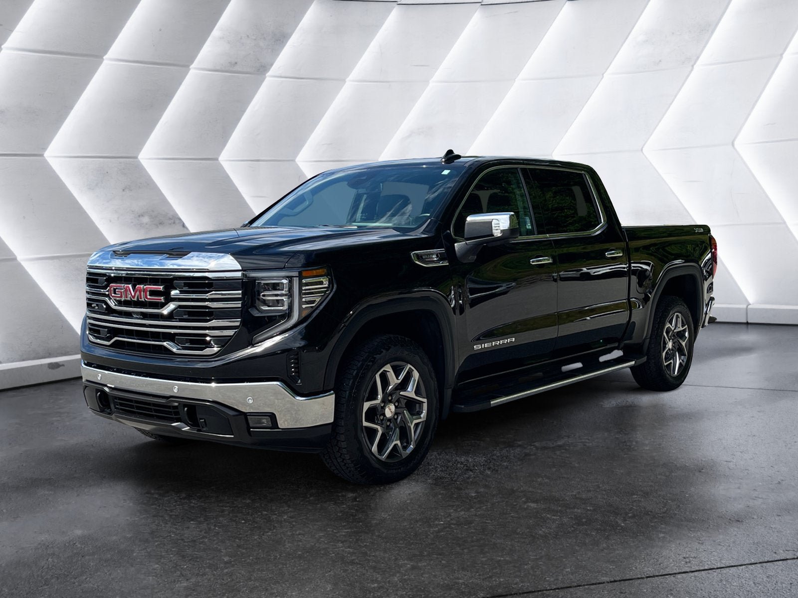 Used 2026 GMC Sierra 1500 SLT w/ SLT Premium Plus Package AWD/4WD image 2