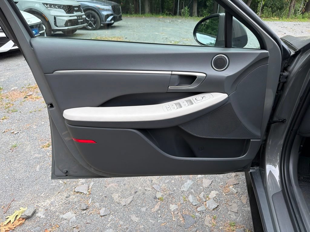 Certified 2023 Hyundai Sonata SEL FWD image 16