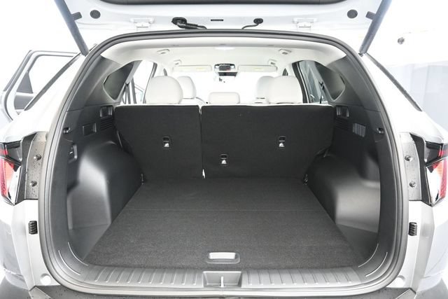 New 2026 Hyundai Tucson SEL Plus AWD/4WD image 17