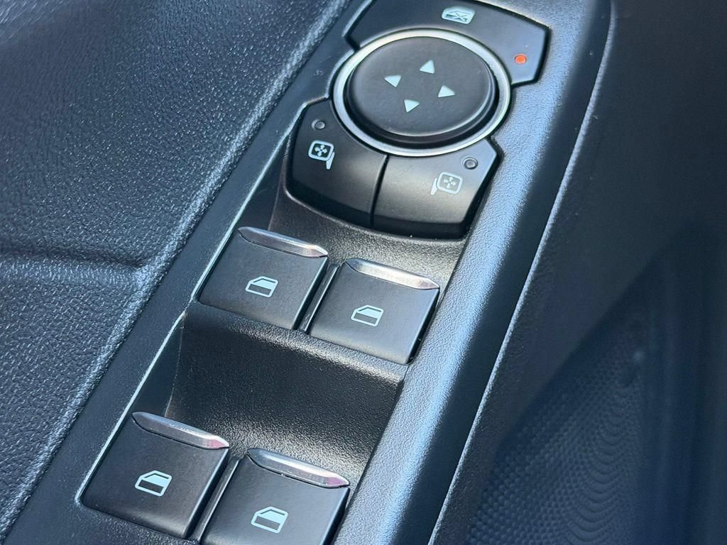 Used 2024 Ford Escape Active AWD/4WD image 17