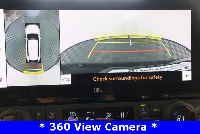 Used 2024 Toyota Grand Highlander Limited image 17