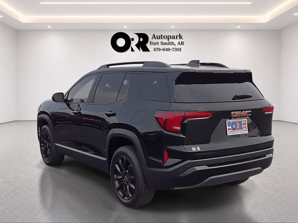 Used 2026 GMC Terrain Elevation w/ Elevation Premium Package FWD image 4