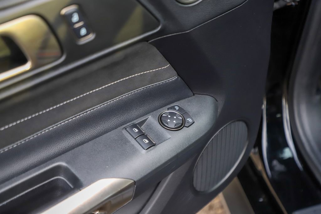 Used 2018 Ford Mustang Shelby GT350 w/ Electronics Package image 44