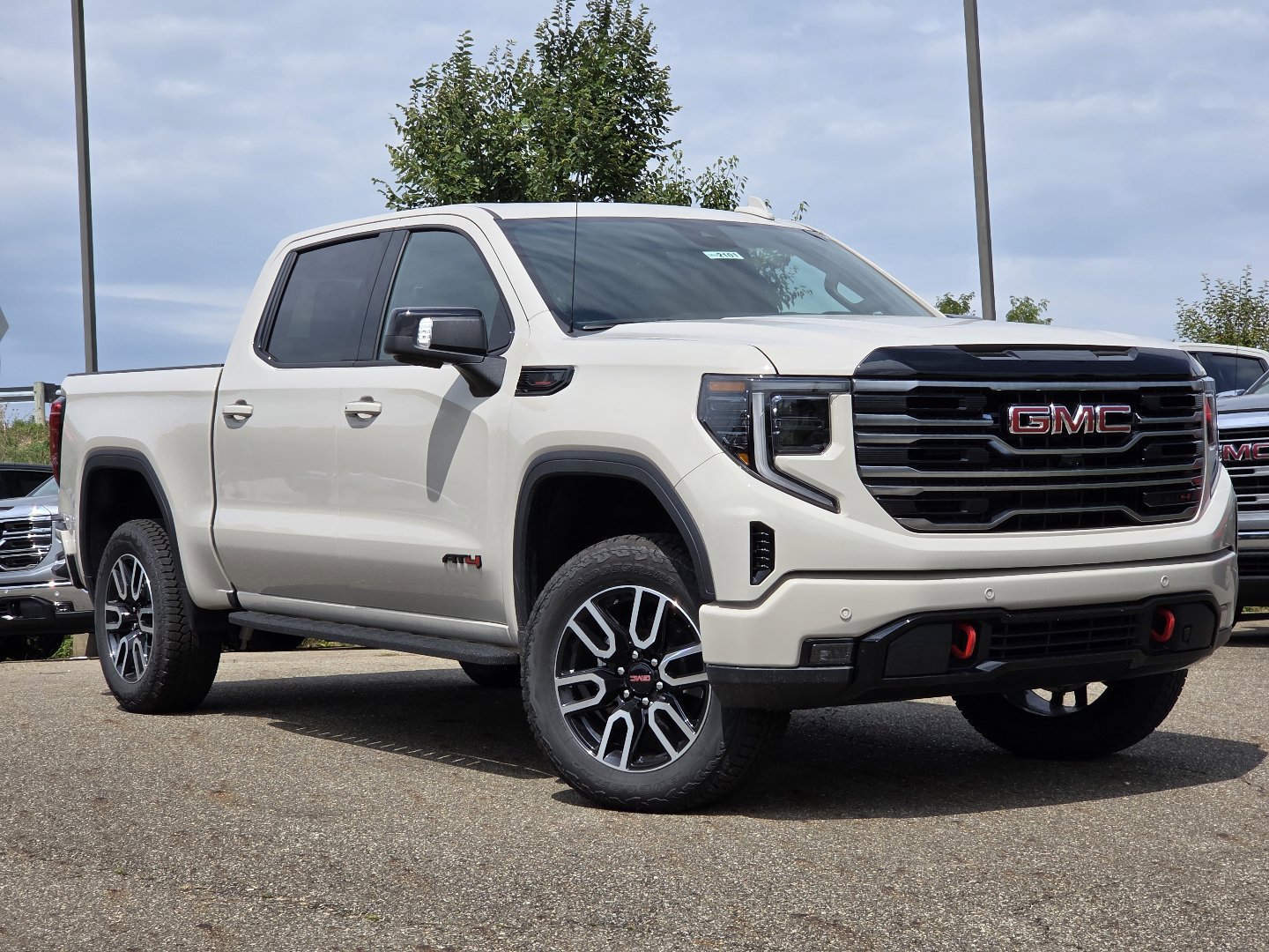 New 2026 GMC Sierra 1500 AT4 w/ AT4 Premium Package AWD/4WD image 2