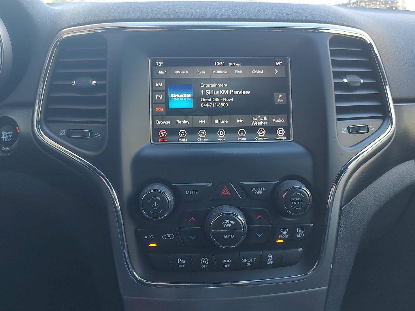 Used 2018 Jeep Grand Cherokee Laredo image 10