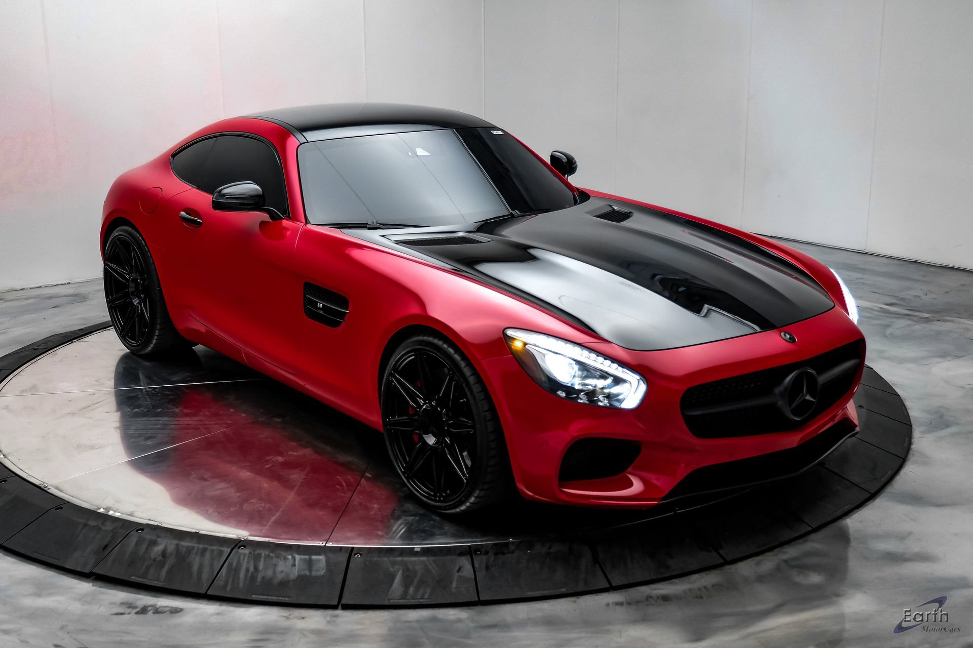 Used 2016 Mercedes-Benz AMG GT S image 26