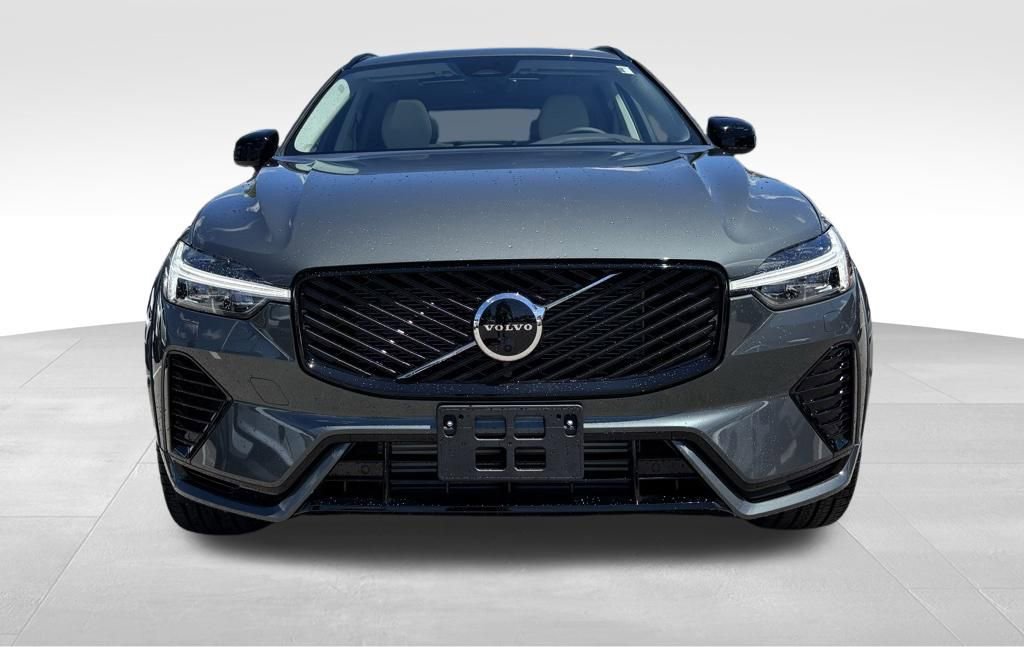 New 2026 Volvo XC60 T8 Ultra w/ Climate Package AWD/4WD image 8